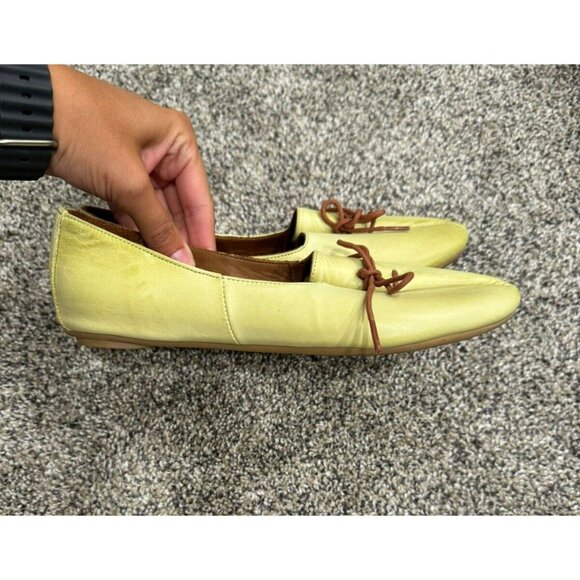 Miz Mooz Lime Green Leather Flats Lace Size 37 EUC - Picture 2 of 5